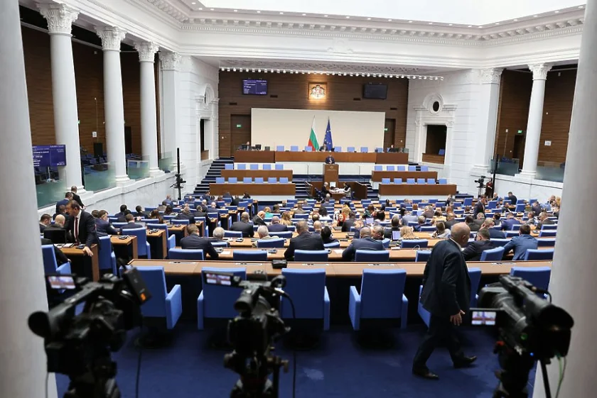 Парламентът криминализира отказа от тестване за алкохол и наркотици при катастрофи