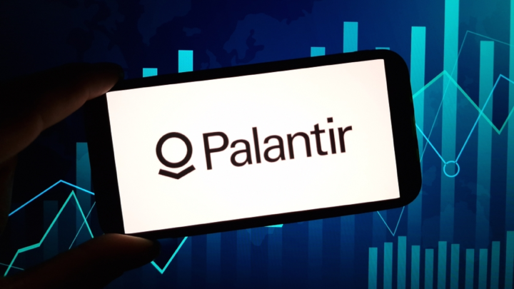Анализатори предупреждават: Palantir струва 370 млрд. долара, но печалбите не оправдават цената