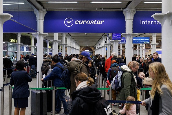 Eurostar спря всички влакове между Лондон и Европа заради сериозна авария в тунела под Ламанша
