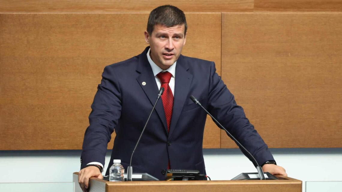 „Три дни срок!“ – Михайлов предизвика Борисов, Пеевски и Костадинов на открит дебат в ефира на БНТ