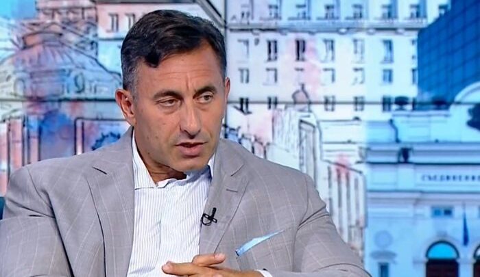 Румен Спецов: България е обезпечена с петрол и горива, няма риск от недостиг