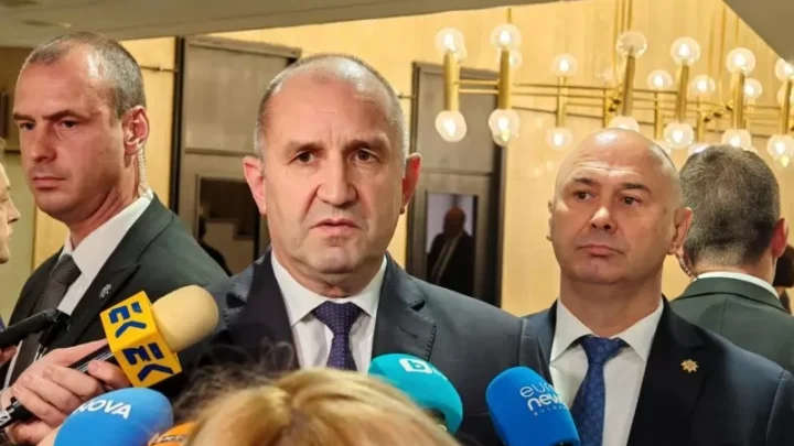 Радев: България няма да подкрепи санкции срещу Русия, които вредят на икономиката