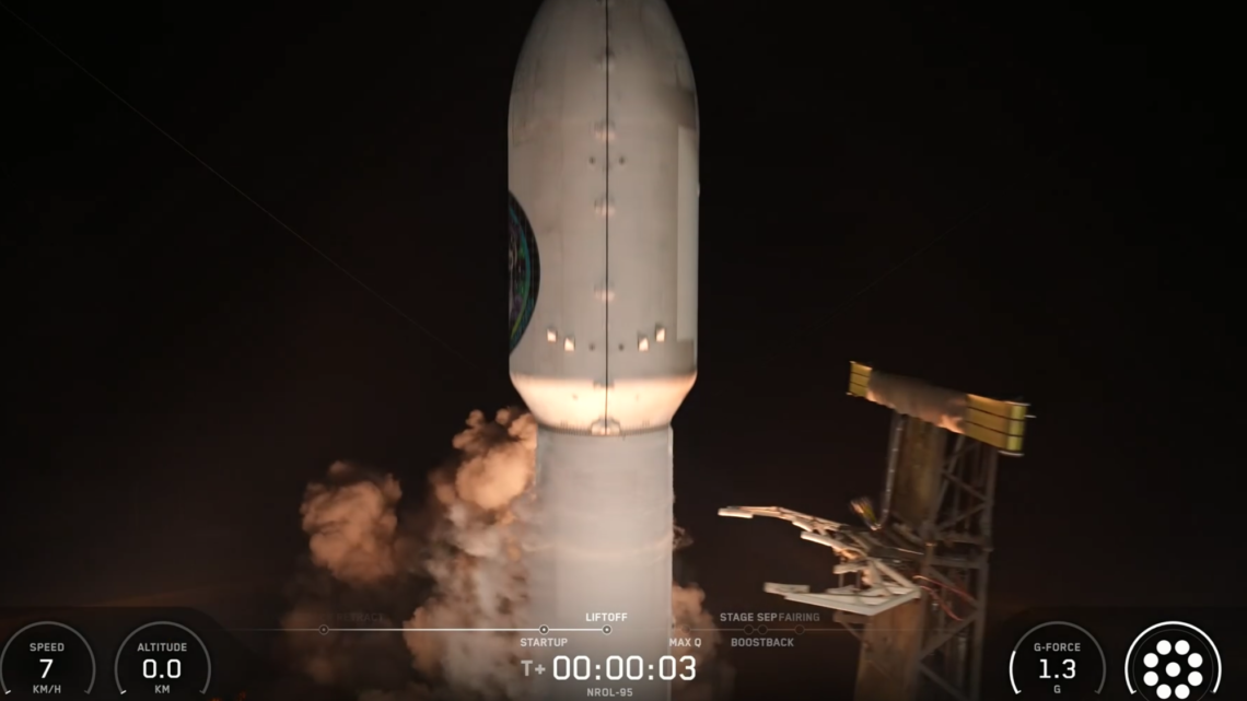 (ВИДЕО) SpaceX изстреля ракета със секретни спътници за военно-космическото разузнаване на САЩ