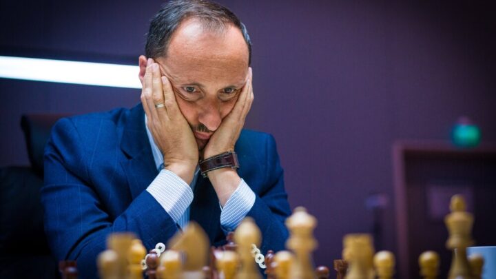 Веселин Топалов поведе на Гари Каспаров в Chess960 в Сейнт Луис