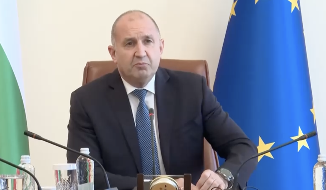 Румен Радев : „Войната разширява пространствения си обхват“