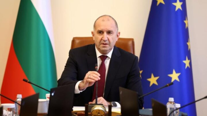 Румен Радев : Три дрона ударили кораб край Бяла в Черно море, сигналът е подаден в 1:30 ч.