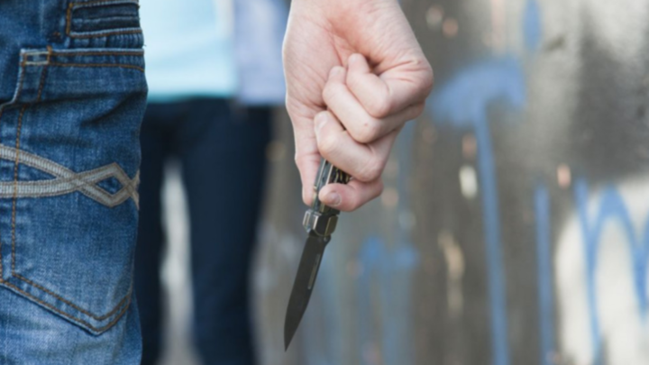 14-годишен ученик намушка свой съученик в Карнобат, прокуратурата разследва случая