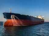 Танкер с 40 000 тона руски дизел пътува към Ню Йорк след промяна в санкциите