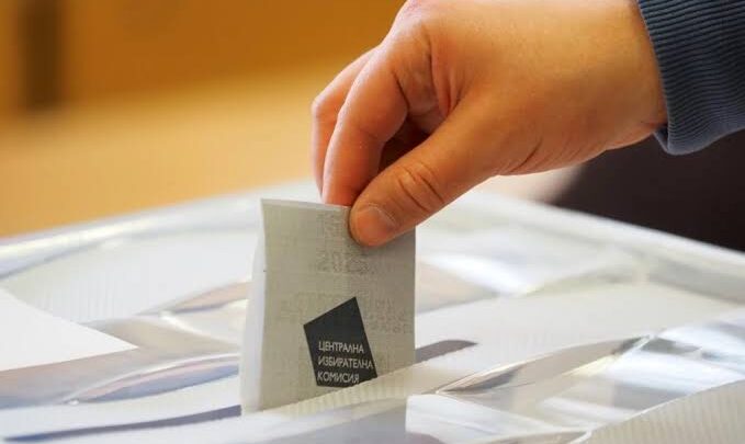 Избирателна активност към 14:00 часа: Около 13,5% – двадесет машини отказаха, гласува се и на хартия