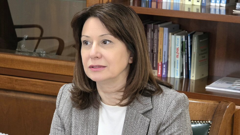 „Партер не значи достъпно“: омбудсманът поиска 10 мерки, за да гласуват хората с увреждания на балотажа