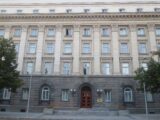 Депутатите излизат в две седмици „изборна“ пауза преди вота на 25 октомври